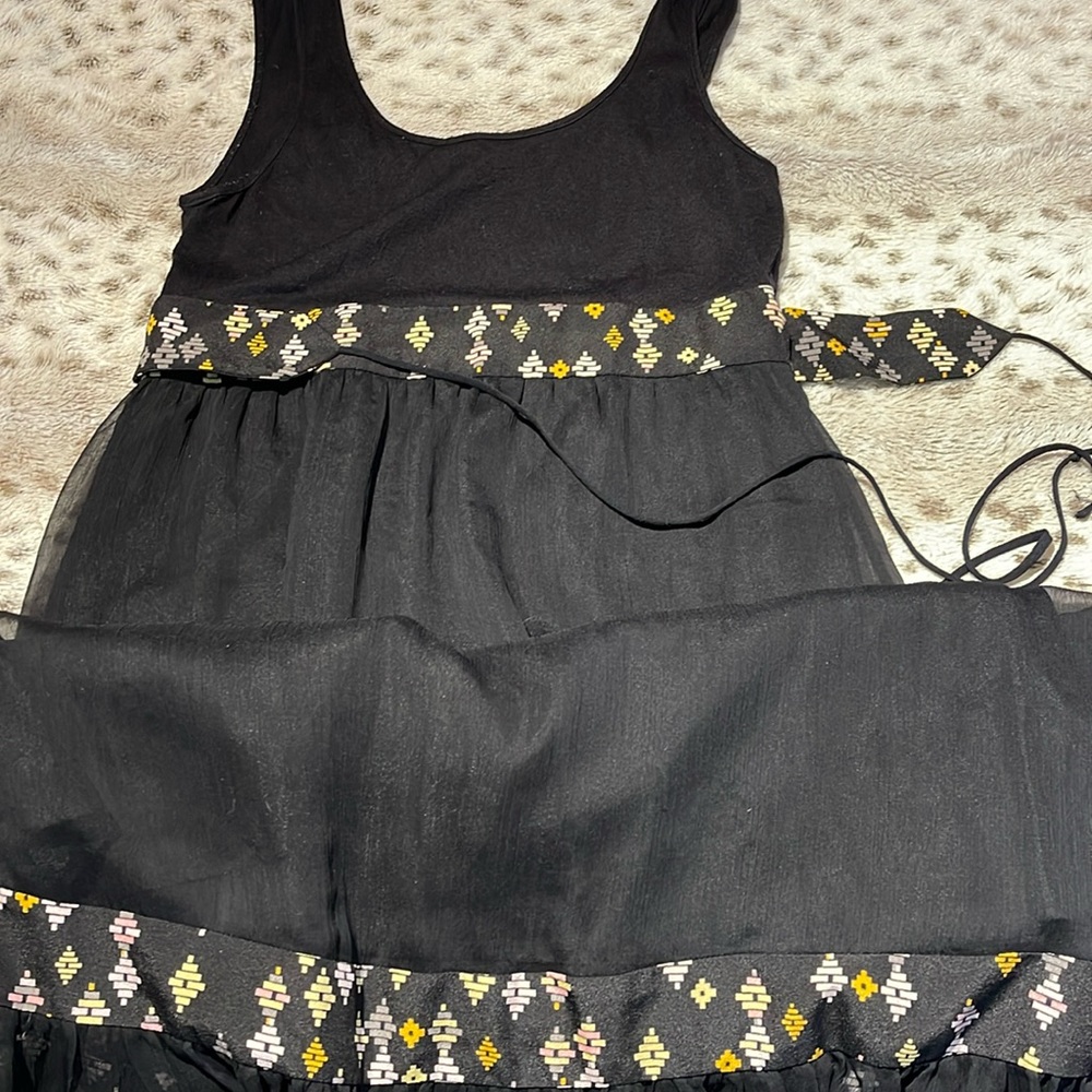 Women’s M XXI Sleeveless black maxi w/ southwestern pattern across bust and hem